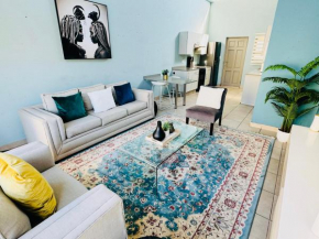 Stunning Two - Bedroom Apartment